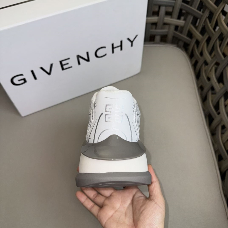 Givenchy Sneakers